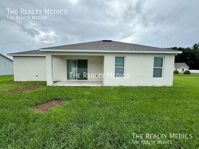 Building Photo - 405 Last Tree Dr