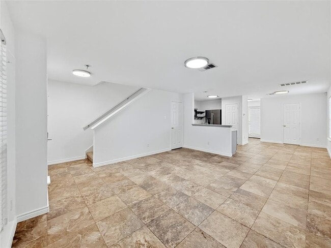 Building Photo - 9215 Rowlands Sayle Rd