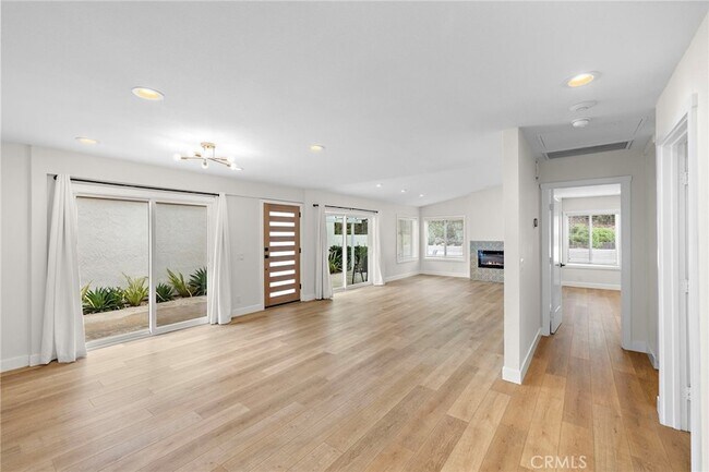 Building Photo - 22951 Via Miramar