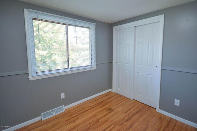 Building Photo - Cape Cod style home - completely updated throughout!