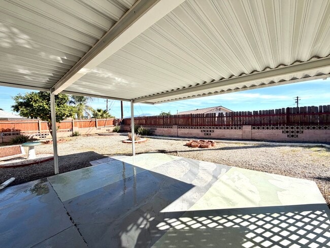 Building Photo - Low-Maintenance 2 Bed 2 Bath Home with Enclosed Patio in Sun City 55+ Community