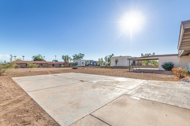 Building Photo - 1729 W Cortez St