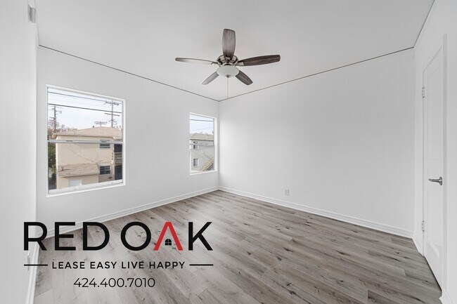 Building Photo - 5164 Clinton St