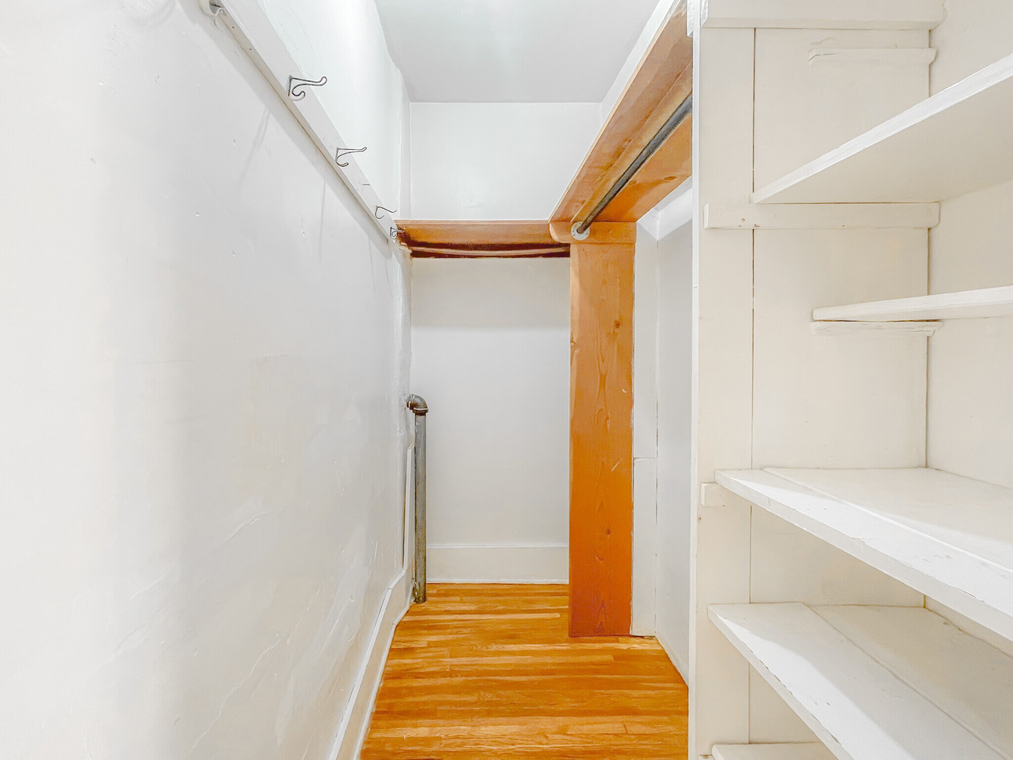 Building Photo - 1445 Plum St