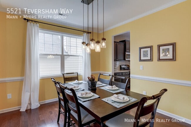 Building Photo - 5521 Teversham Way