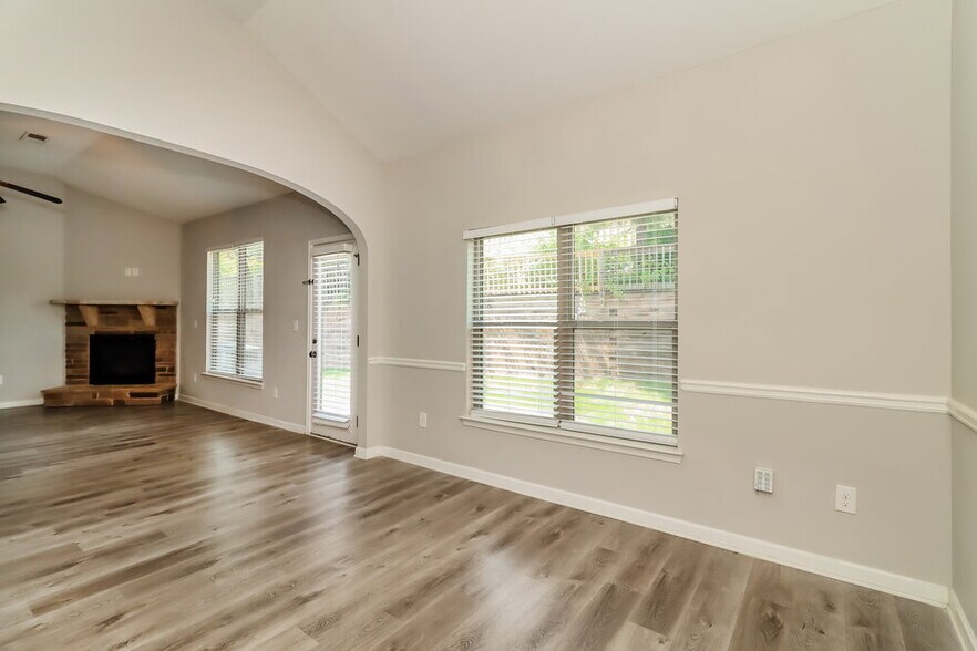 Building Photo - 1126 Joslin Path