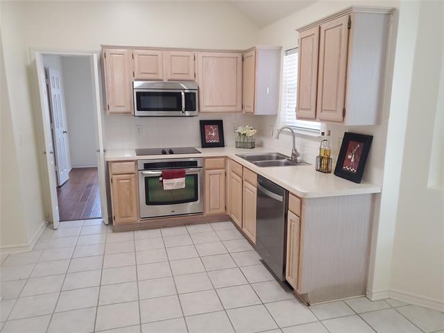 Building Photo - 4816 Parnell Ln