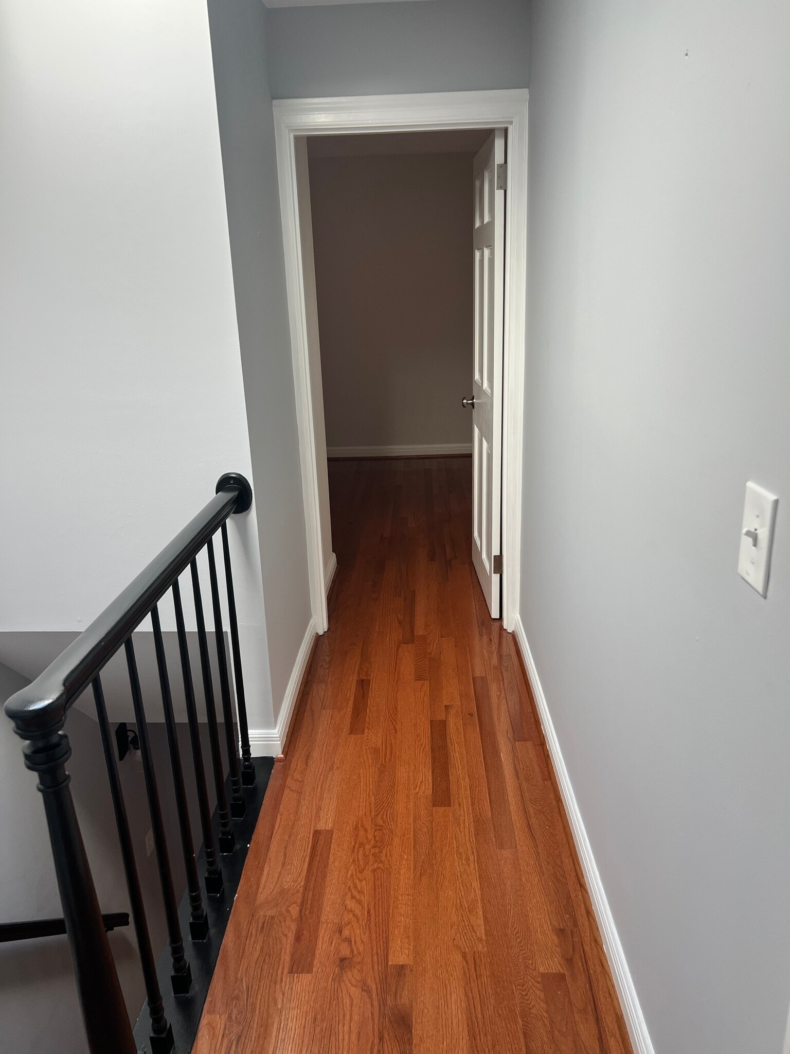 Upstairs hallway - 4820 Hampden Ln