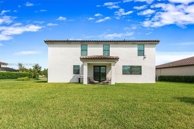 Building Photo - 3520 Haldin Pl