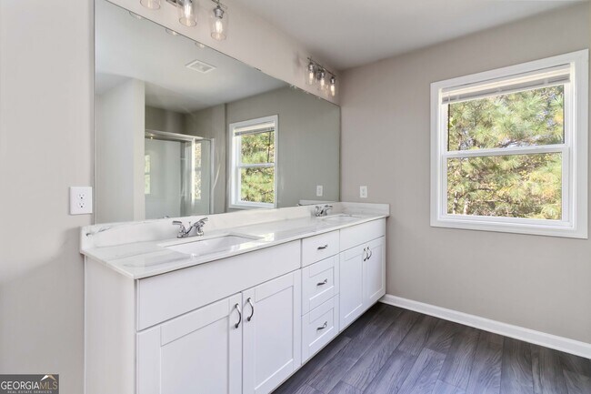 Building Photo - 78 Denver Ave