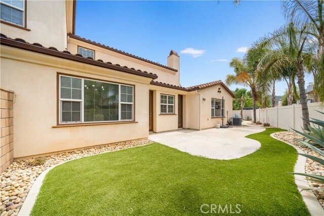 Building Photo - 46239 Lone Pine Dr
