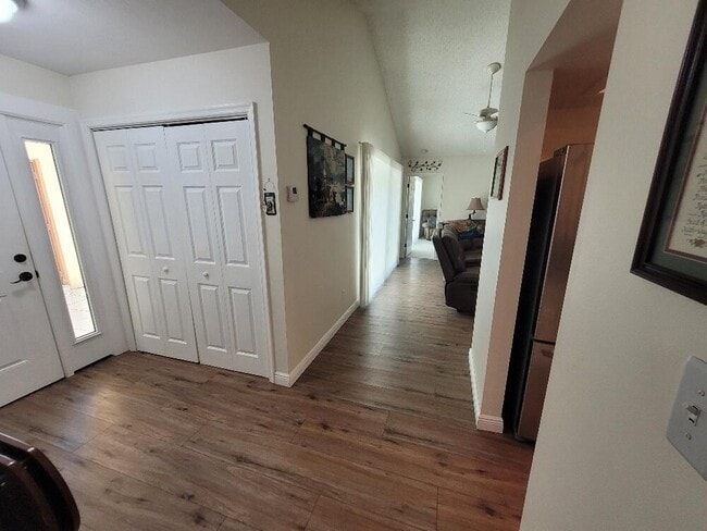 Building Photo - 3007 Bent Pine Dr