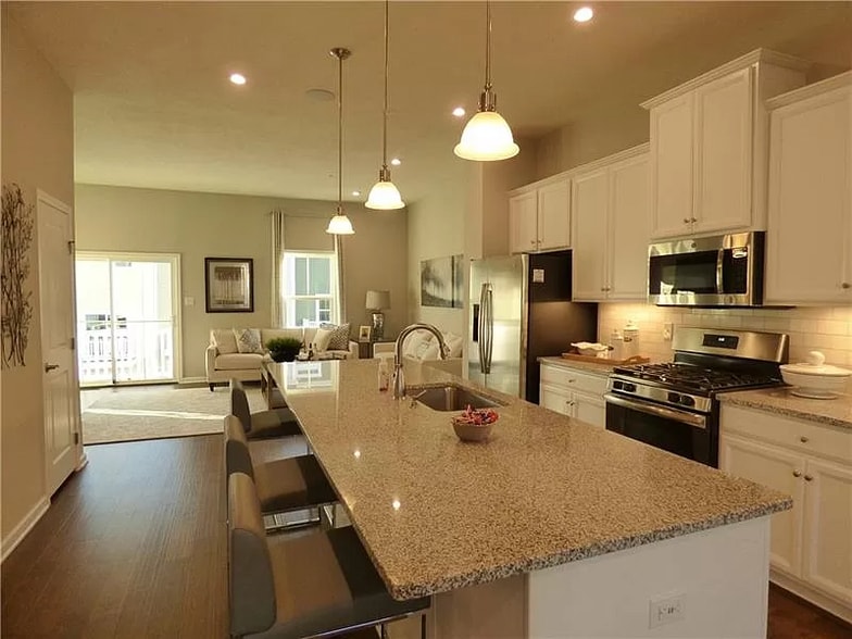 Building Photo - 1008 Mohawk Ln