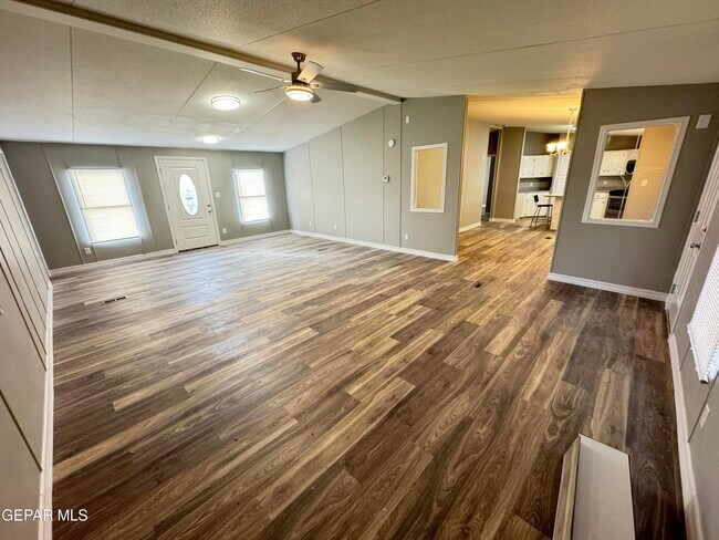 Building Photo - 241 Passmore Rd