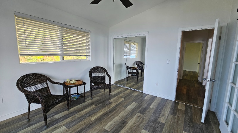 Building Photo - 87-3210-3210 Rd G