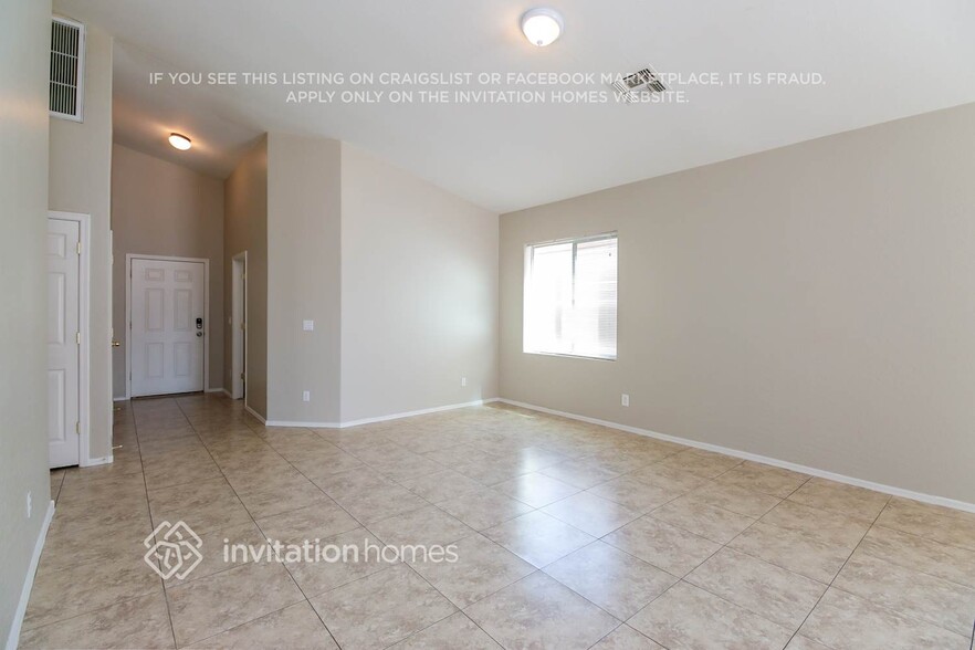 Building Photo - 5617 W Ellis Dr