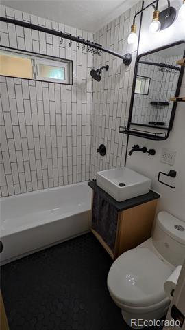 Building Photo - 1855 W Stoll Pl