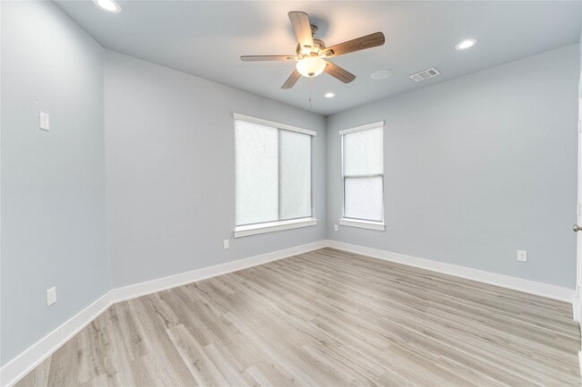 Building Photo - 9495 Jutland Rd