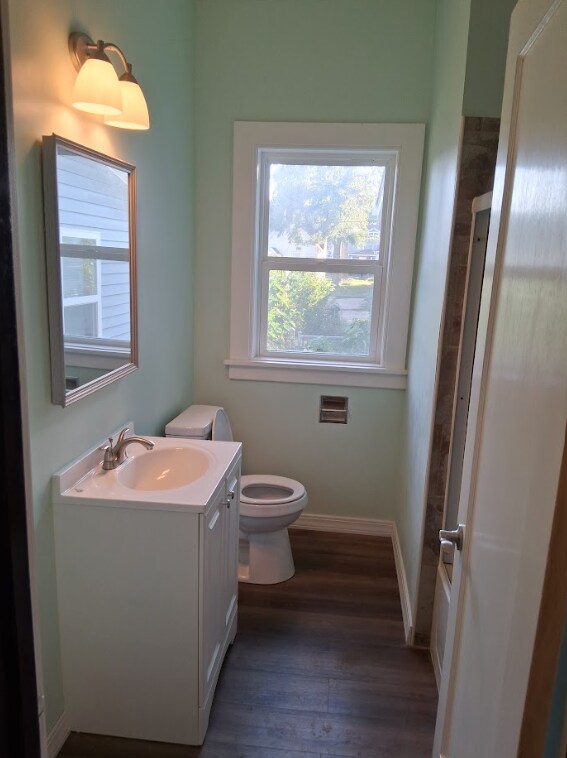 Building Photo - 418 S Hancock Ave