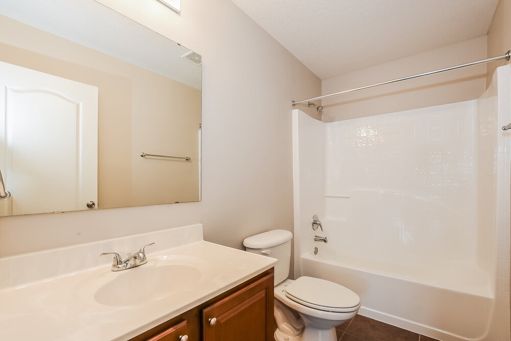 Building Photo - 7545 Sloewood Dr