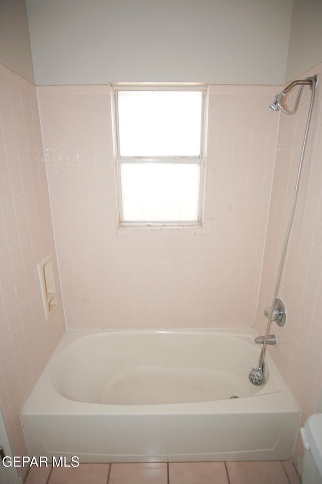 Building Photo - 10661 Obsidian St