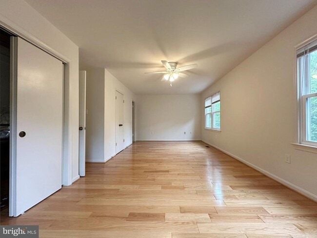 Building Photo - 7519 Heatherton Ln
