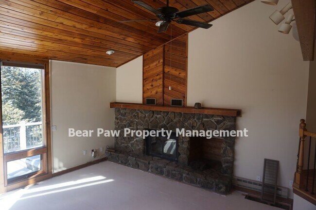 Building Photo - Amazing Views of Mt. Evans in Evergreen Highlands!