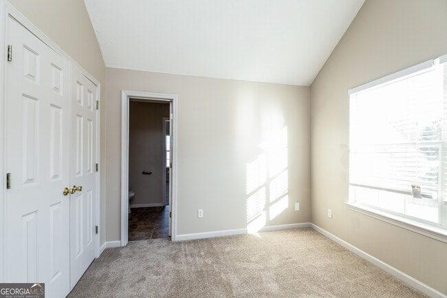 Building Photo - 2010 Boulder Gate Dr