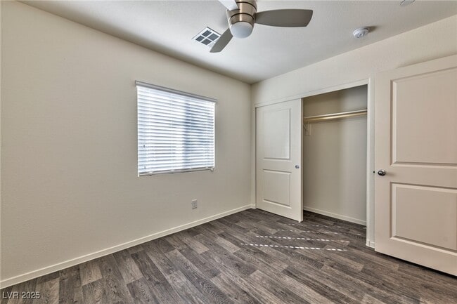 Building Photo - 4134 N San Cuervo Way