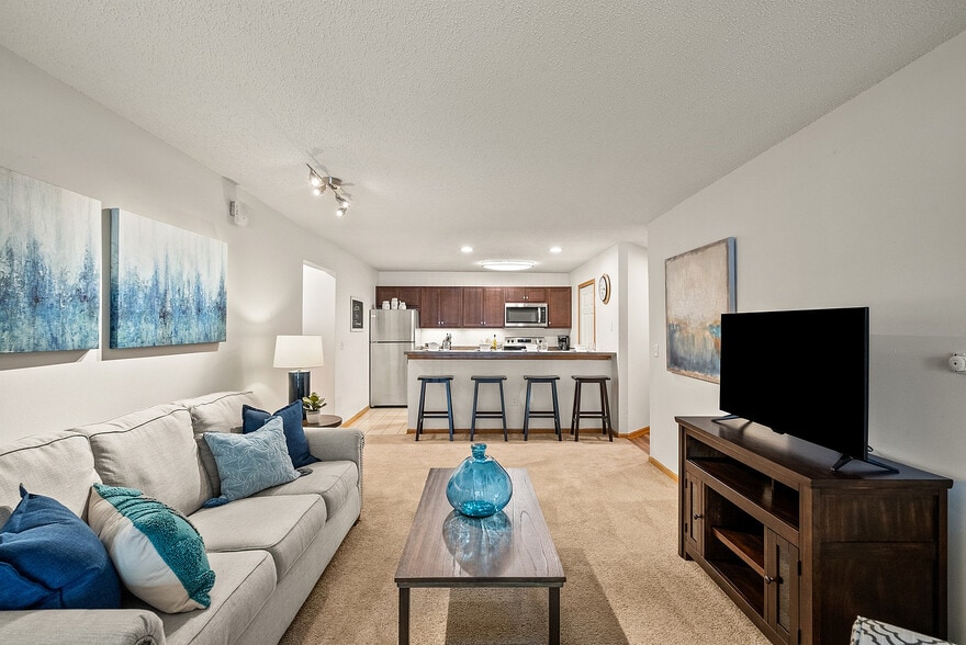 Primary Photo - Riverwood Apartments