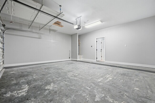 Building Photo - 47 Dominica Ct