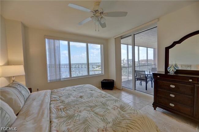 Building Photo - 2090 W First St