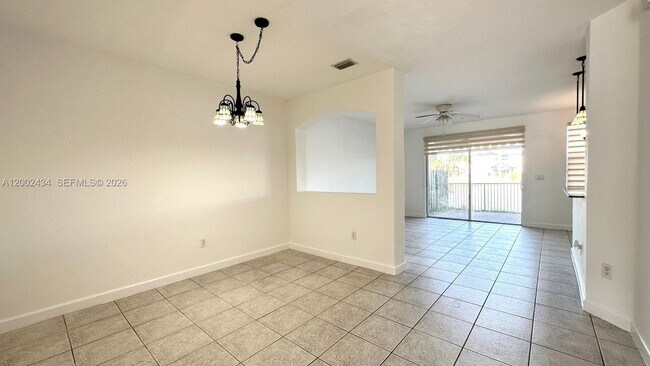 Building Photo - 10911 NW 79th St