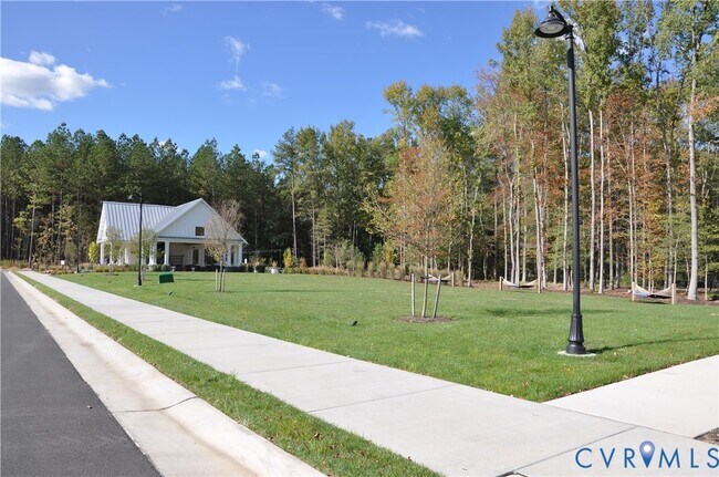 Building Photo - 4018 Tin Roof Way