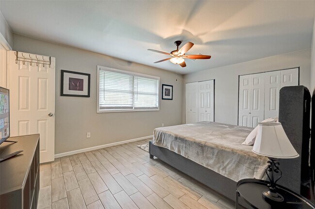 Building Photo - 6119 Reamer St