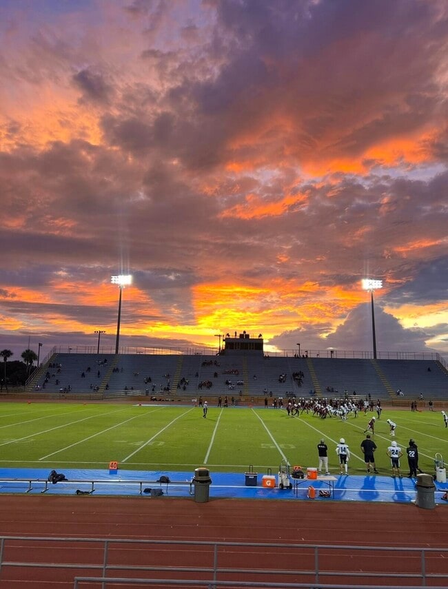 Building Photo - 3081 NW Windemere Dr