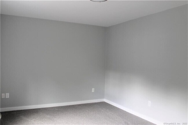 Building Photo - 9 Goodhill Rd