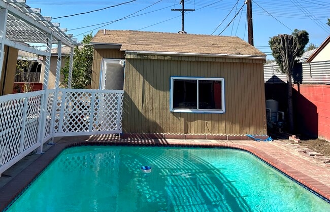 Bonus Room with Bathroom - 8246 Beeman Ave