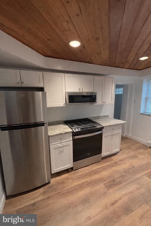 Building Photo - 1315 E Ridge Pike