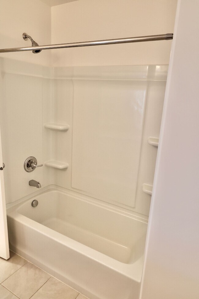 Building Photo - 15104 S Wild Horse Wy