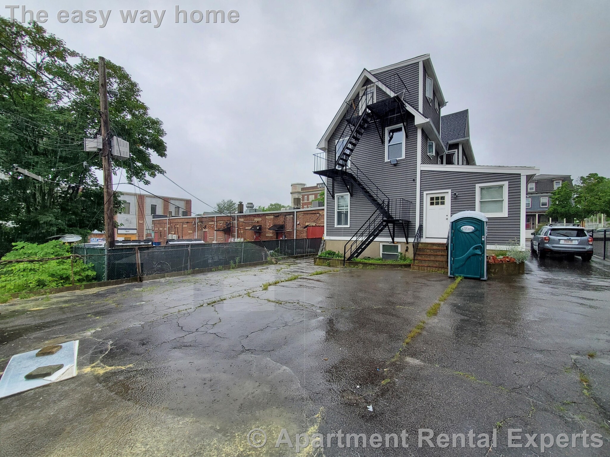 Building Photo - 146 Highland Ave