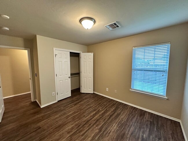 Building Photo - 3 Bed, 2 Bath Home for Rent in Piedmont