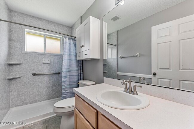 Building Photo - 13021 Chets Creek Dr S