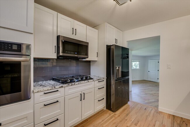 Building Photo - 2897 Wagener Rd