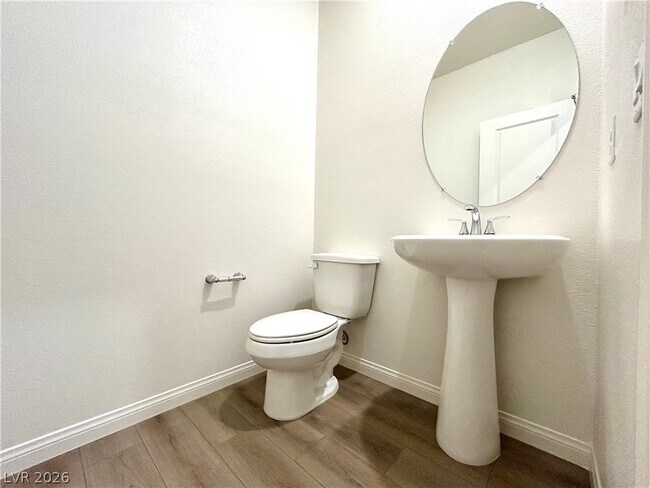 Building Photo - 12504 Kings Crk Pl