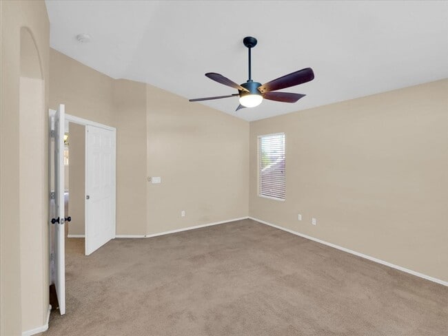 Building Photo - 13620 N 82nd Ln