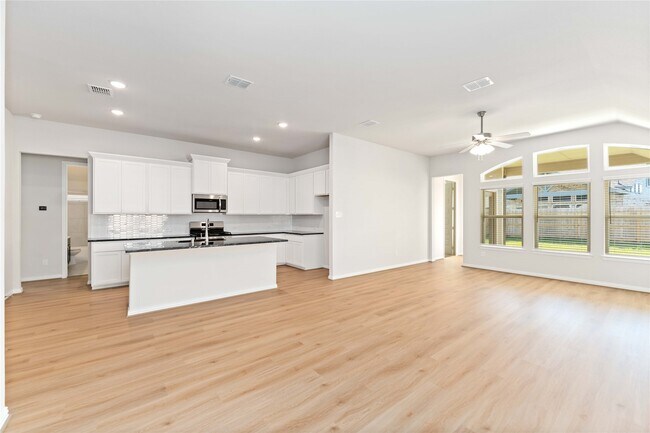 Building Photo - 24543 Greeley Lake Dr