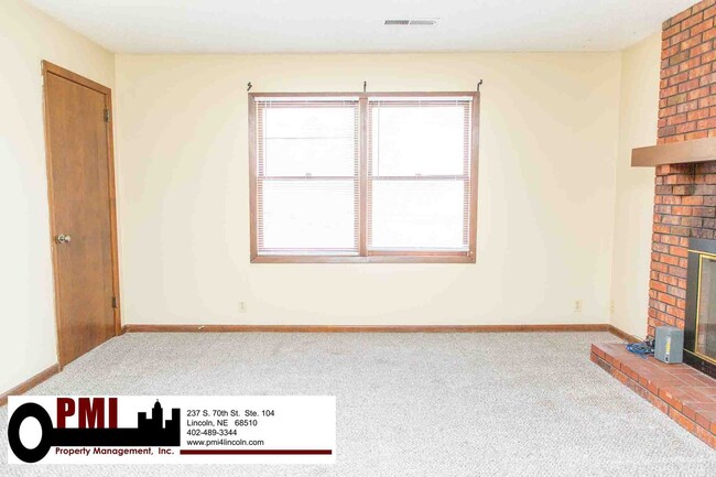 Building Photo - 3800/3802 Keith Cir