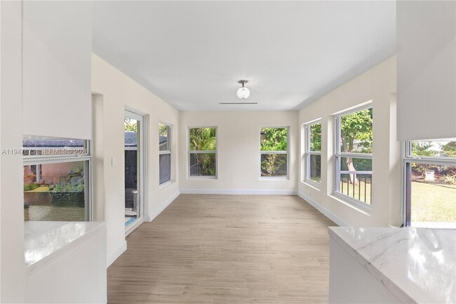 Building Photo - 251 NE 44th St