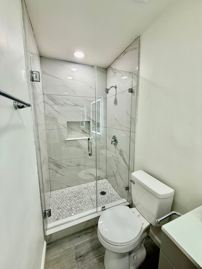 Building Photo - 2309 Peach Ct